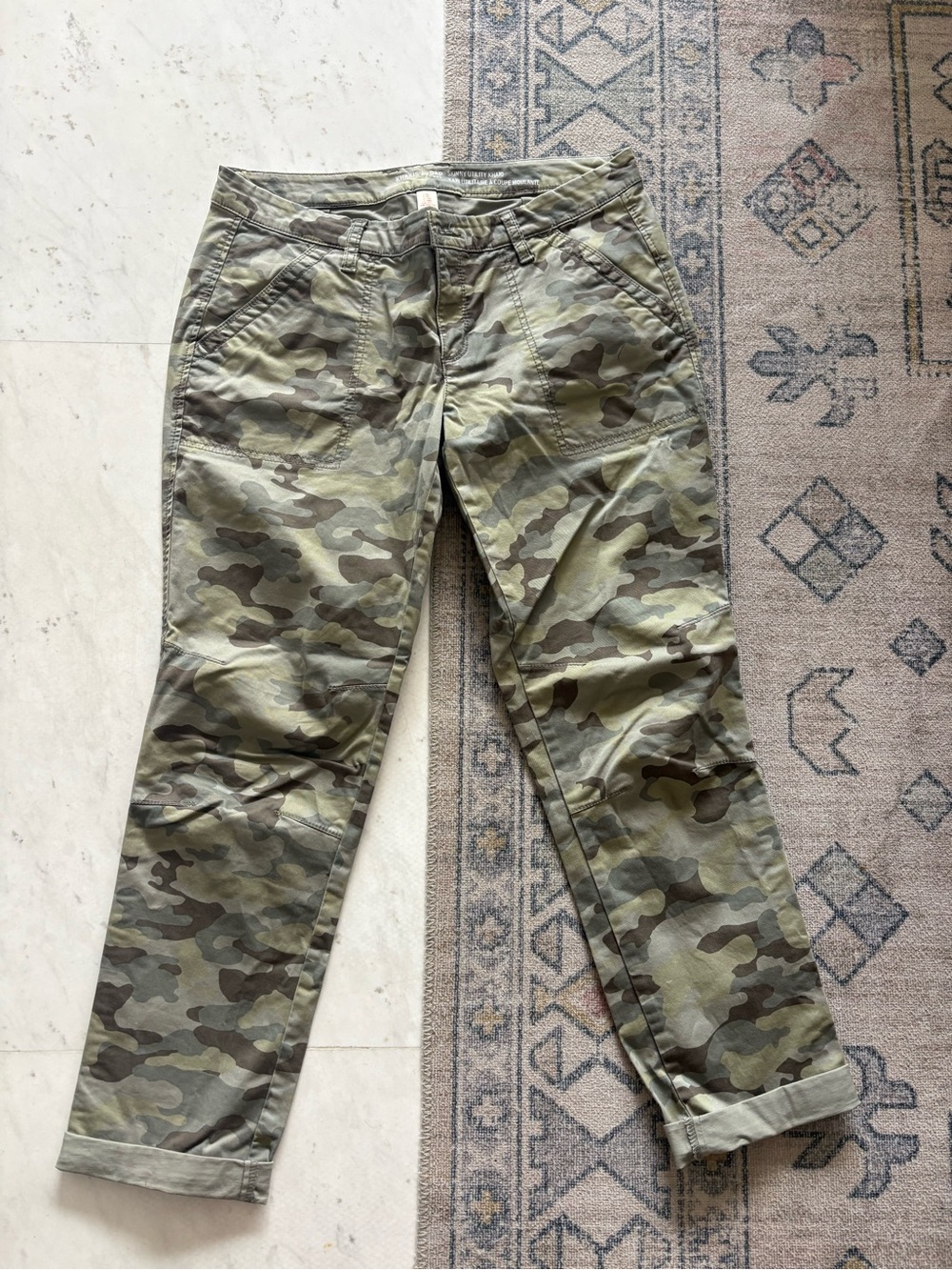 GAP Women's Camo Boyfriend Jeans - Olive Green